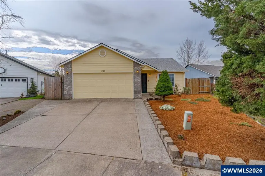 4796  Carolina Av NE, Salem, OR 97305 - #3