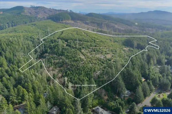 575  Fairway Dr, Gleneden Beach, OR 97388