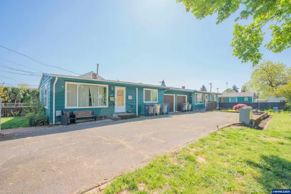 1178  Hiatt (1174, 1160) St, Lebanon, OR 97355
