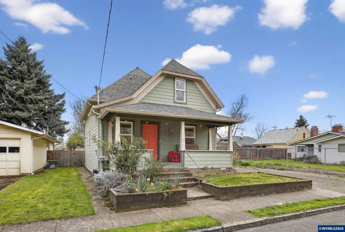 352  21st Av NE, Salem, OR 97301 - #1