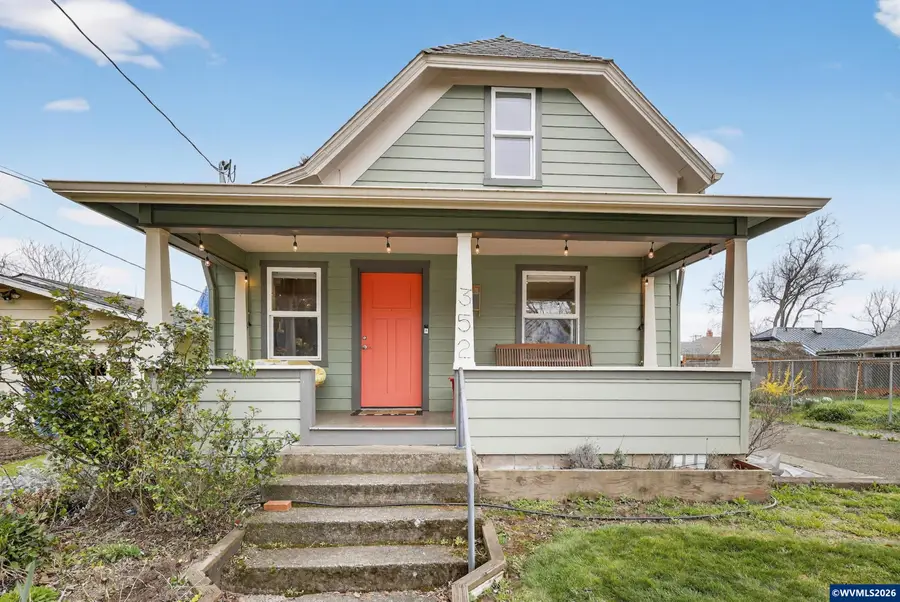 352  21st Av NE, Salem, OR 97301 - #3