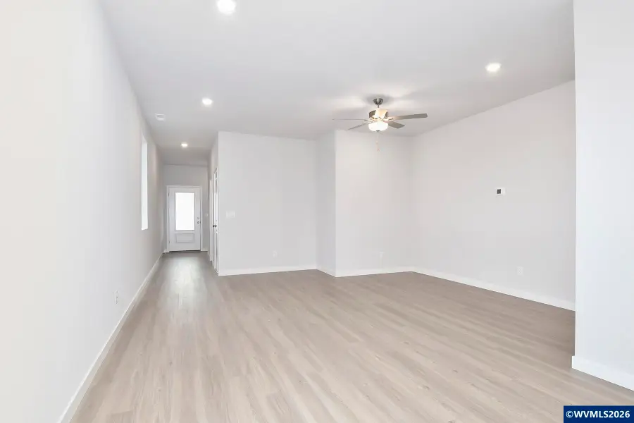 1339  Parkside Av, Woodburn, OR 97071 - #3