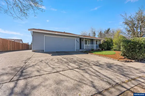 955  Wildflower St NE, Salem, OR 97301