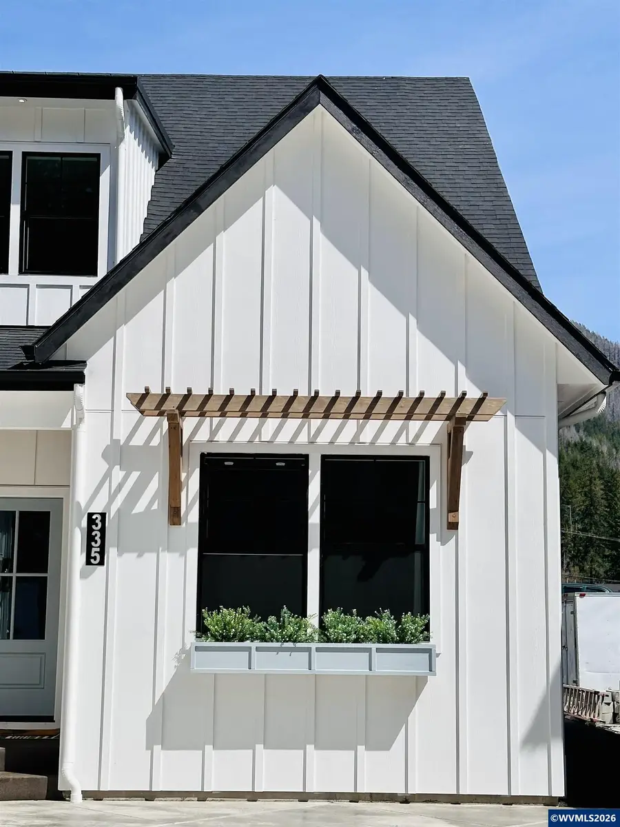 335  Janice Ct, Detroit, OR 97342 - #3