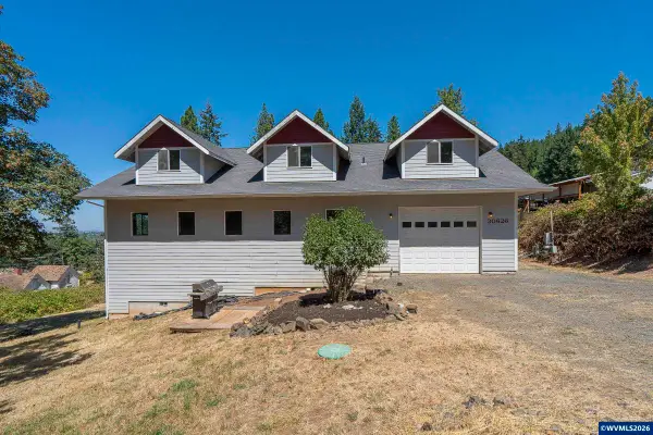 30626 W View Dr, Lebanon, OR 97355