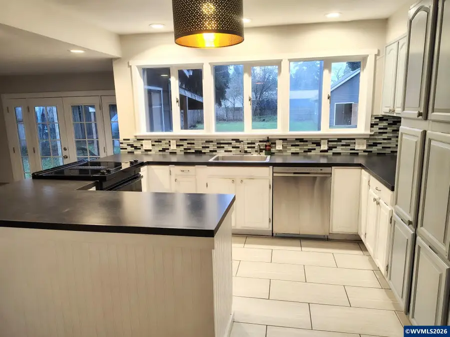 641  Dietz Av NE, Keizer, OR 97303 - #2