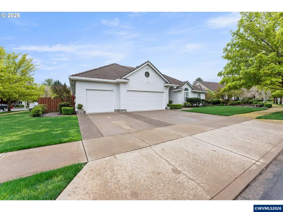 1702 NW Troon Ct, McMinnville, OR 97128 - #2