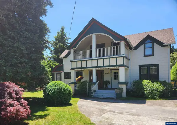 700 S Water St, Silverton, OR 97381