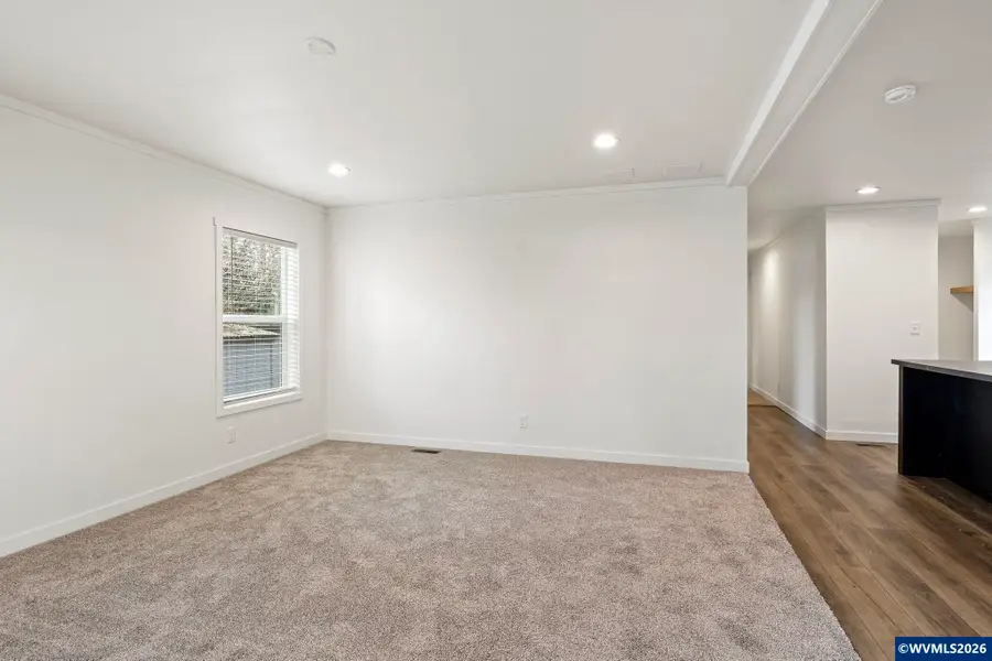 631 E Ellendale Av, Dallas, OR 97338 - #3