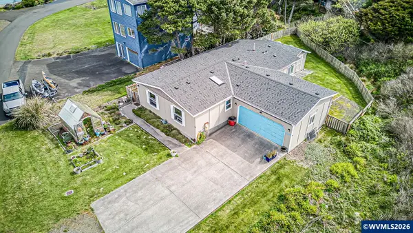520 SW Cardinal St, Depoe Bay, OR 97341