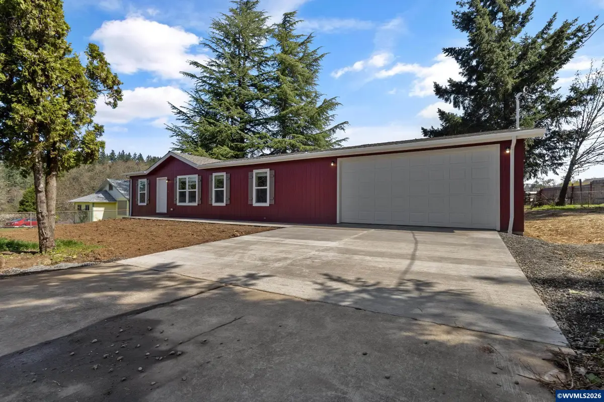 365  Mountain View Rd, Sweet Home, OR 97386 - #1