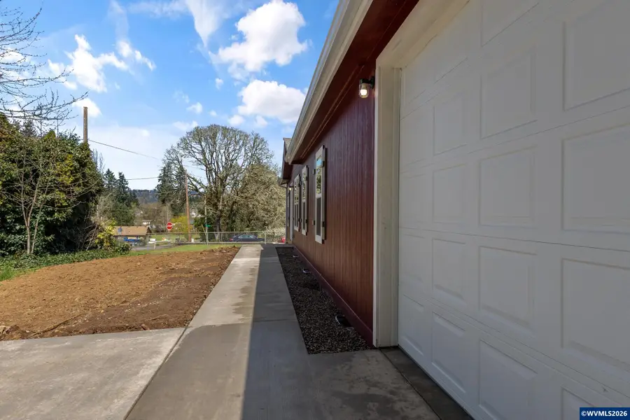 365  Mountain View Rd, Sweet Home, OR 97386 - #2