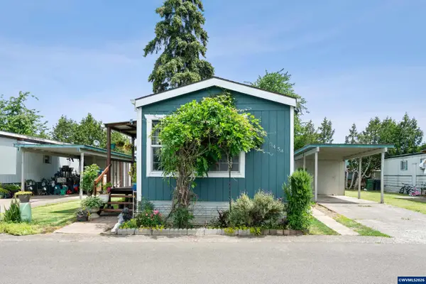 3454  Rudometkin Dr, Hubbard, OR 97032