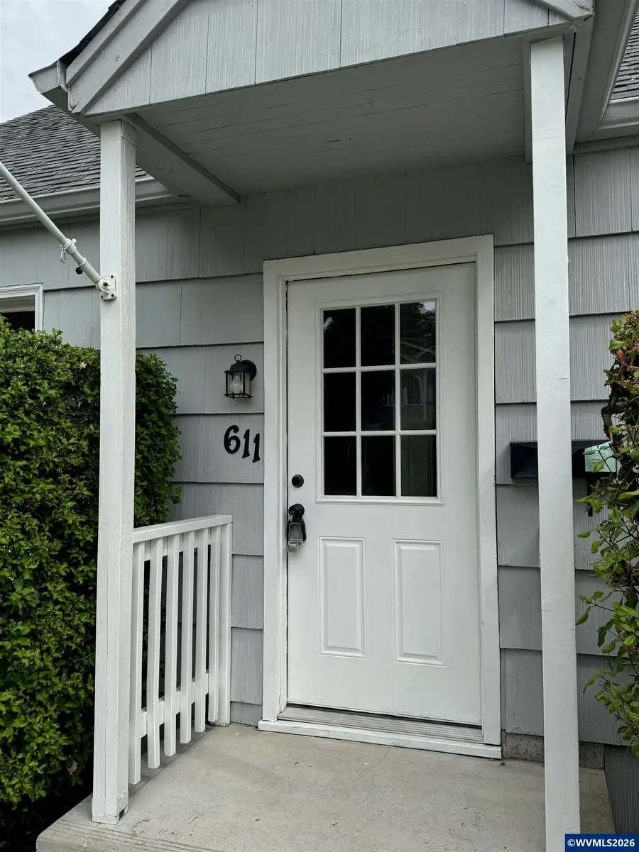 611 NW 11th St, Corvallis, OR 97330 - #2