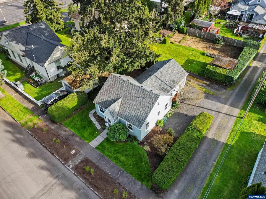 170 E Rose St, Lebanon, OR 97355 - #2