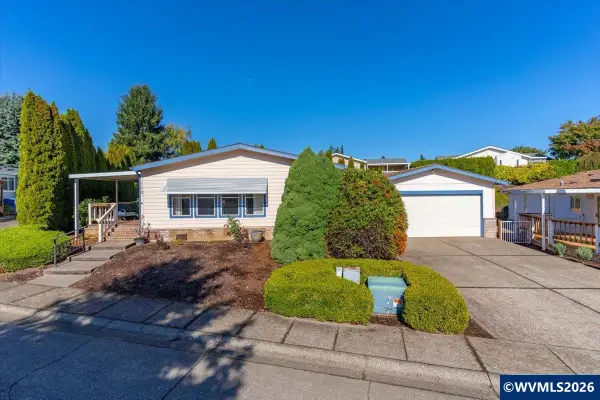 2120  Robins (#112) Ln SE, Salem, OR 97306