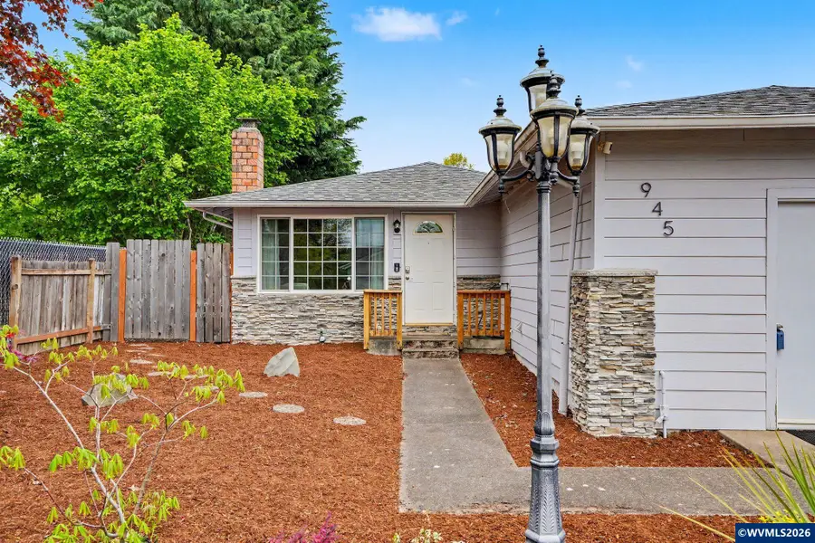 945 SE Marion Av, Corvallis, OR 97333 - #2
