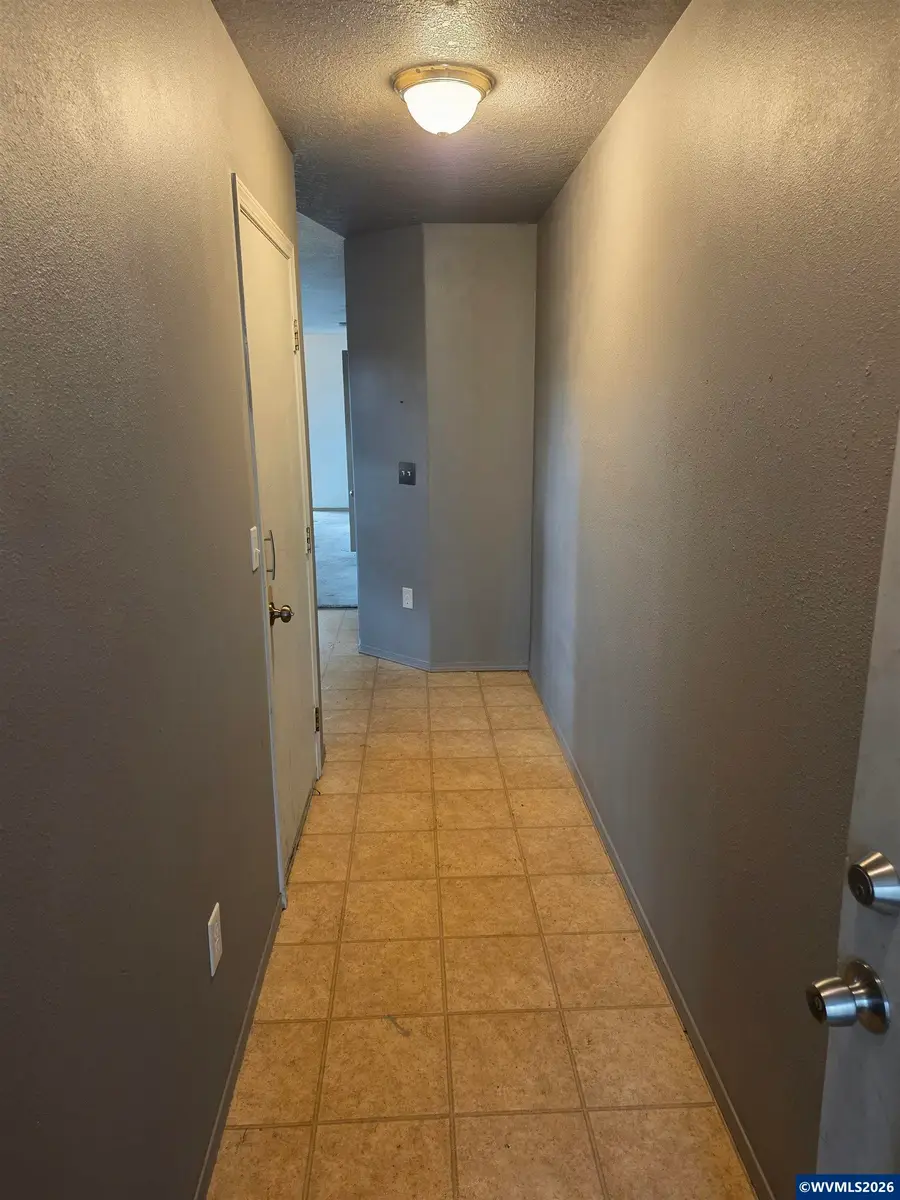 9607 SE Center Ct, Portland, OR 97266 - #3