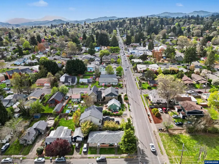 1132-1136 NW 25th St, Corvallis, OR 97330 - #3