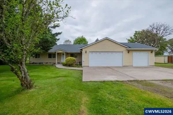 1396  Cascade Dr, Lebanon, OR 97355