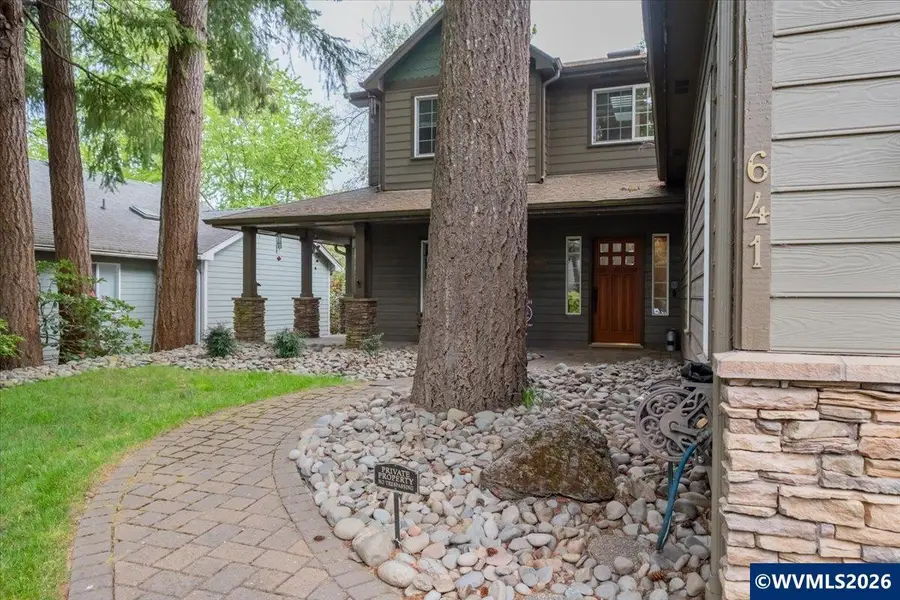 641 NW Ashley St, Dallas, OR 97338 - #3