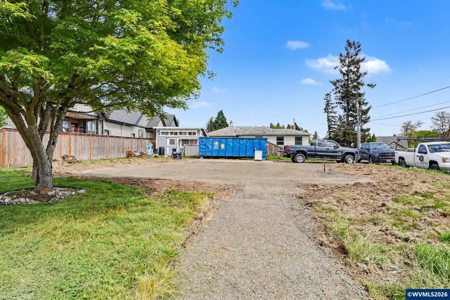 515 N Main St, Mount Angel, OR 97362 - #3