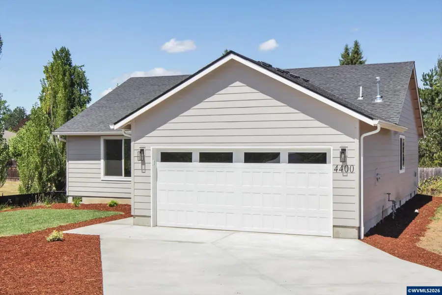 4400  Knotty Pine Ct, Sweet Home, OR 97386 - #3