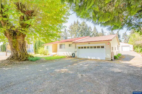 178  Washburn St, Brownsville, OR 97327