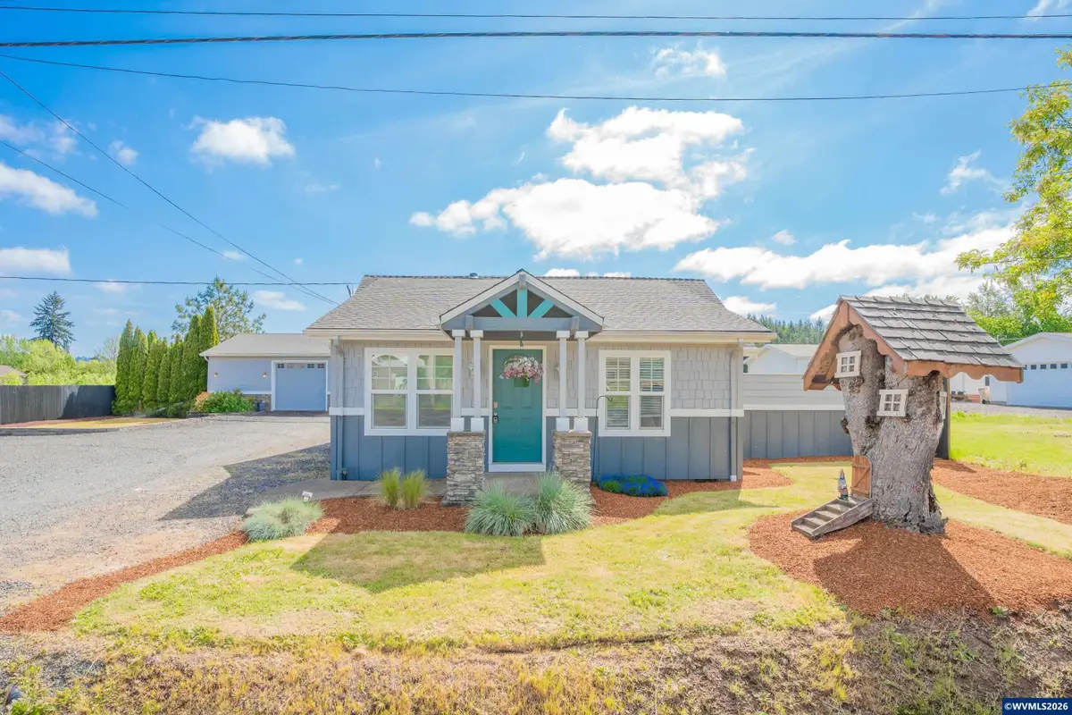 355  Central Av, Lebanon, OR 97355 - #1