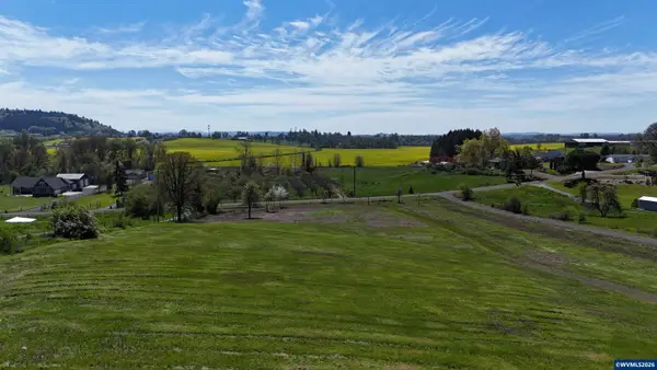 857  Meadows Ln SE, Jefferson, OR 97352