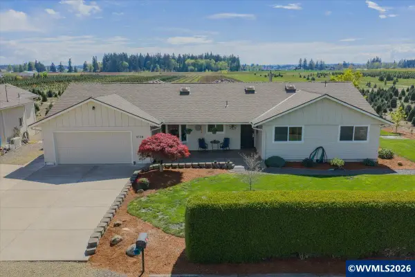 4716  Poinsettia St NE, Salem, OR 97305