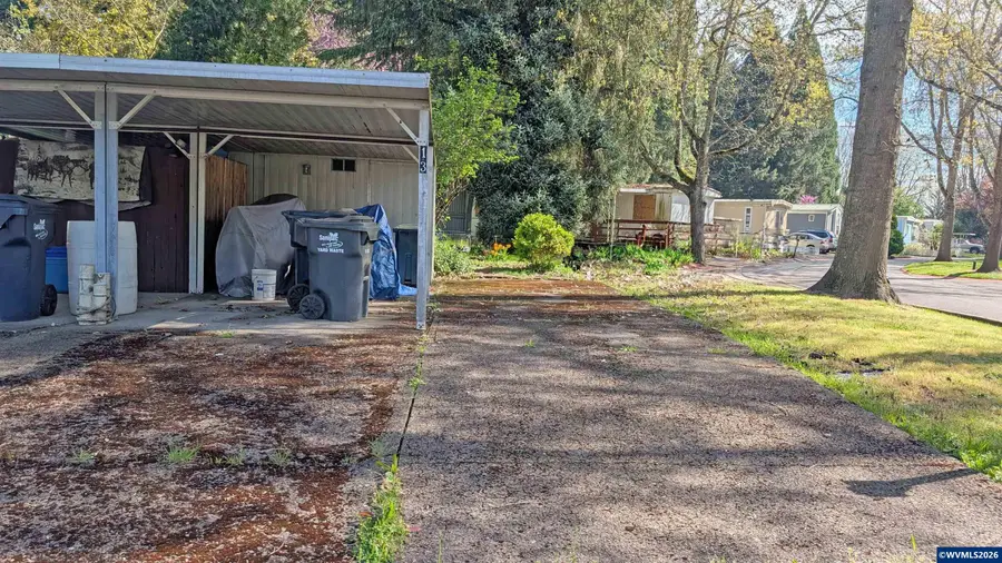 4900  Royal Av, Eugene, OR 97402 - #2