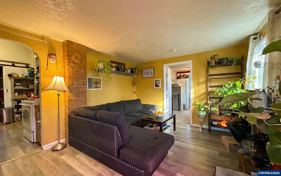 1018  7th St NW, Salem, OR 97304 - #3