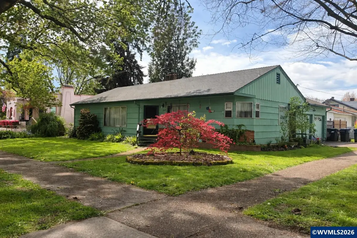 1295  Summer St NE, Salem, OR 97301 - #1