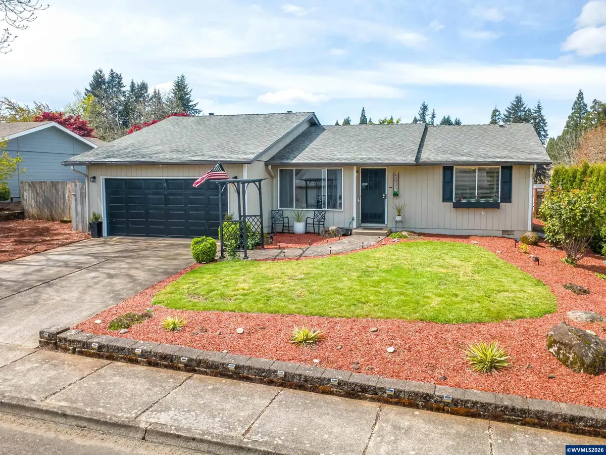 5021  Daniel St S, Salem, OR 97306 - #1
