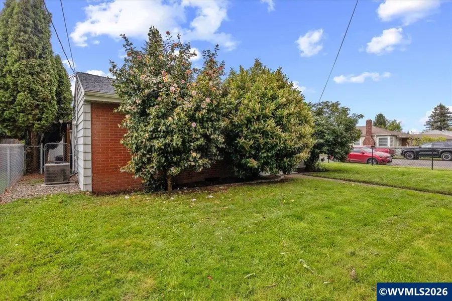 904  Waverly Dr SE, Albany, OR 97322 - #2
