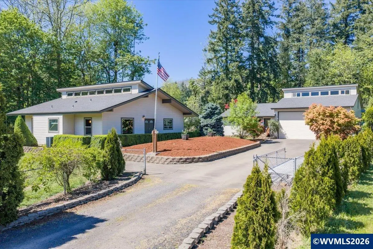 604 W Central Av, Gates, OR 97346 - #1