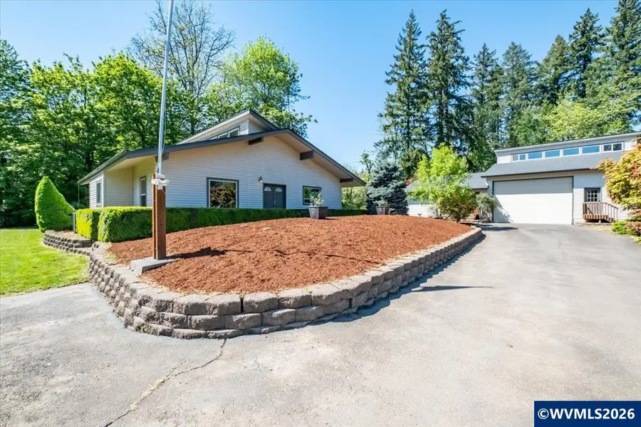 604 W Central Av, Gates, OR 97346 - #3