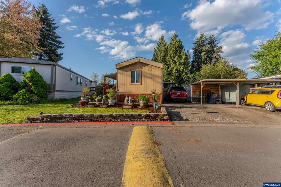 4900  Royal Av, Eugene, OR 97402 - #2