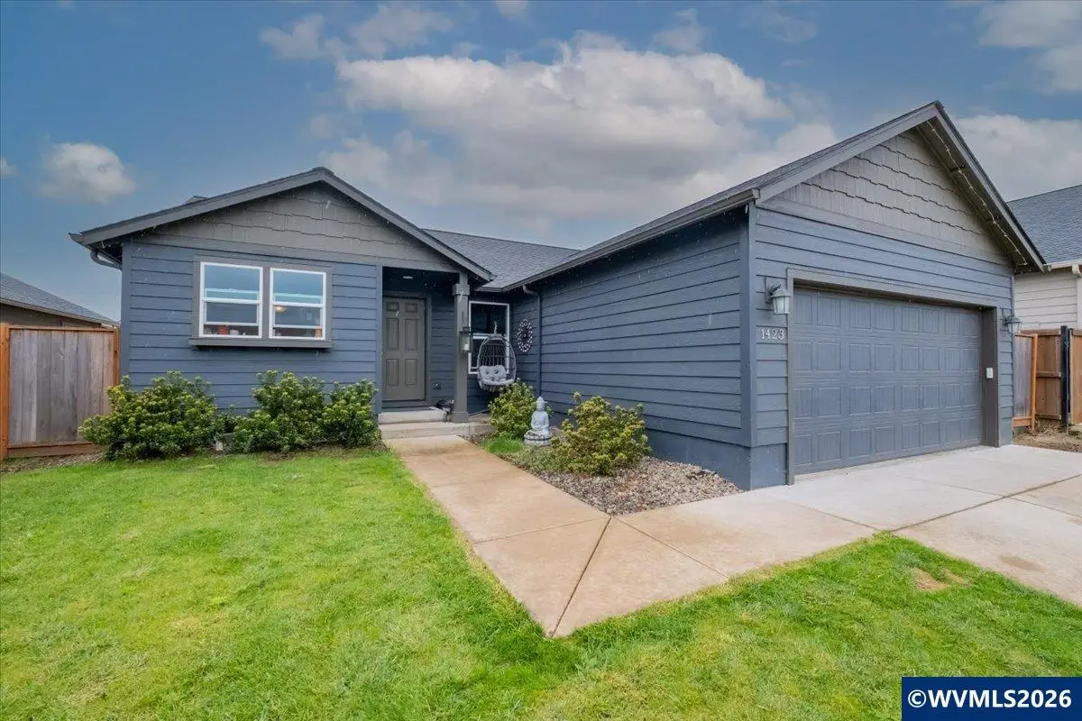 1423 SE Snowberry Av, Dallas, OR 97338 - #1