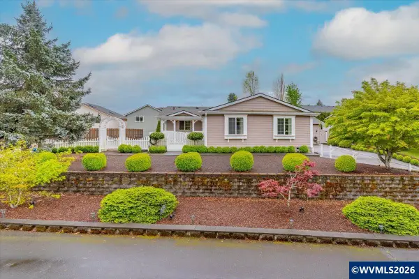 3427  Lake Vanessa Cir NW, Salem, OR 97304