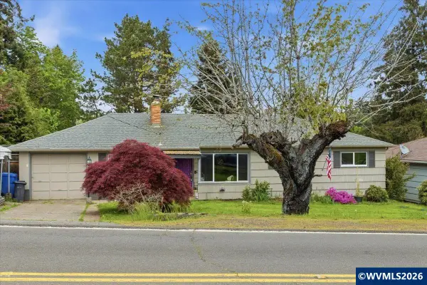 955  Harris Av SE, Salem, OR 97302