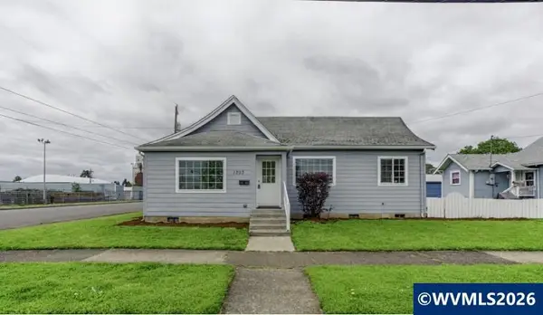 1293 SE Lyle St, Dallas, OR 97338