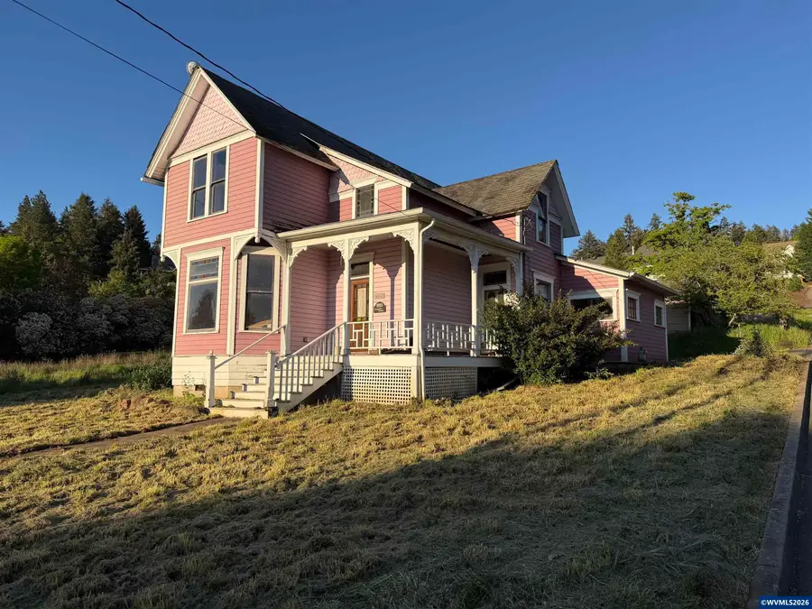 804  Main St, Brownsville, OR 97327 - #2