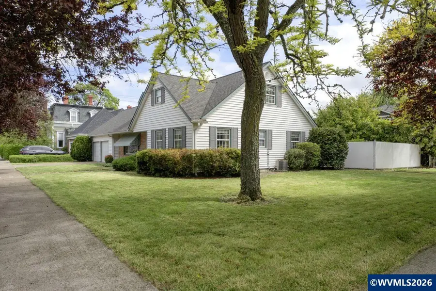 627 SW Ferry St, Albany, OR 97321 - #3