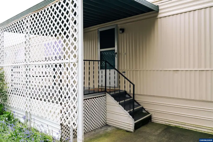 148  Clearwater Av NE, Salem, OR 97301 - #2