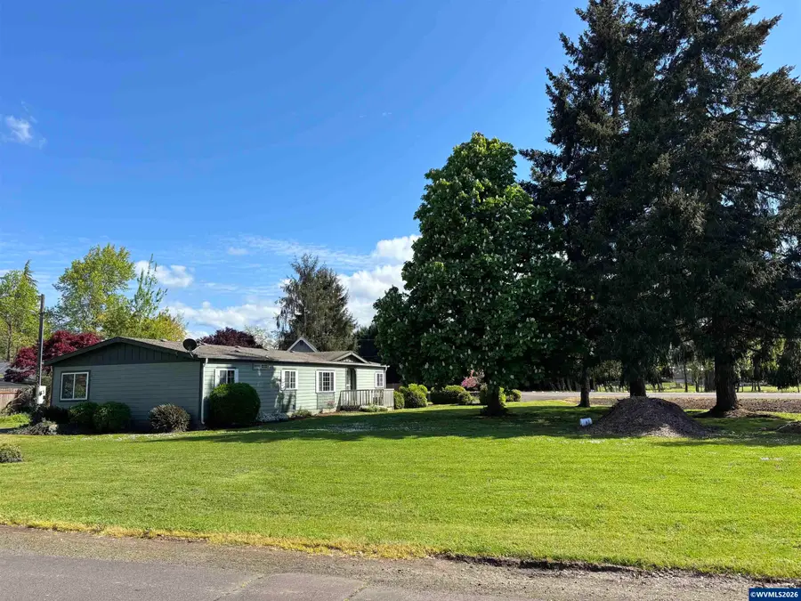 1028  Linn  Wy, Brownsville, OR 97327 - #2