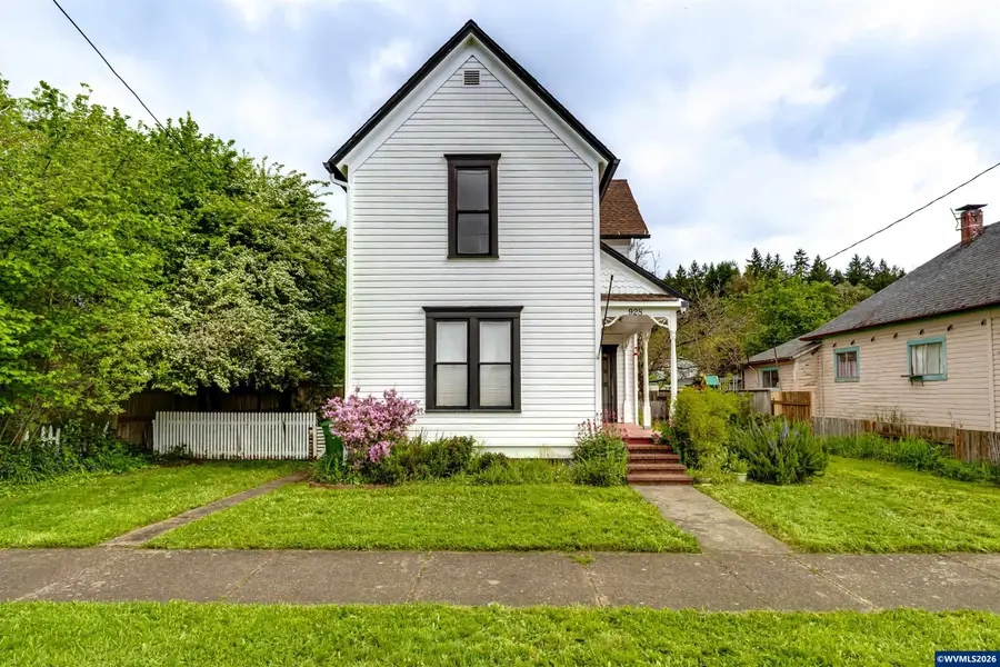 928  Birch Av, Cottage Grove, OR 97424 - #2