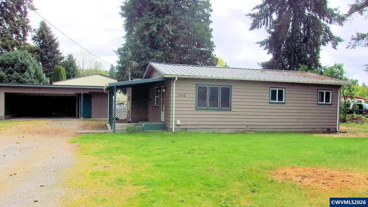944  5th St, Lyons, OR 97358 - #1