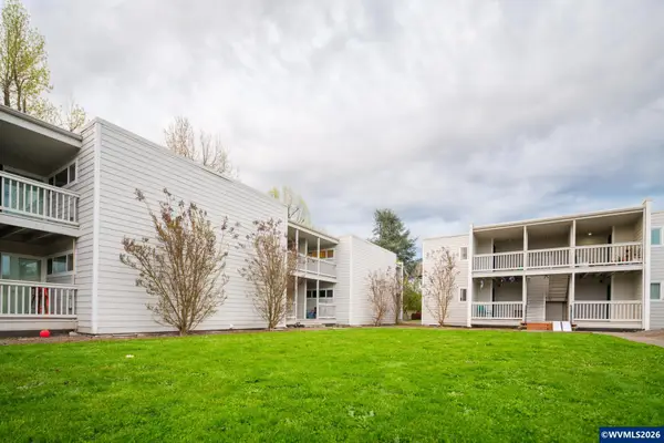 160 N Whitman St, Monmouth, OR 97361
